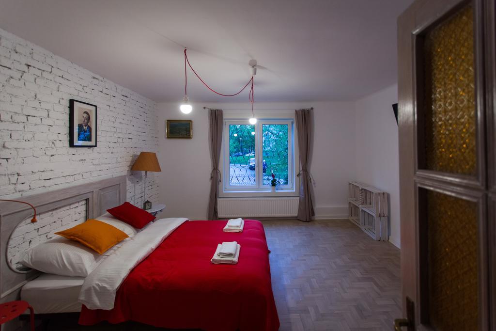 Pilotow 87 Apartments Красков Стая снимка